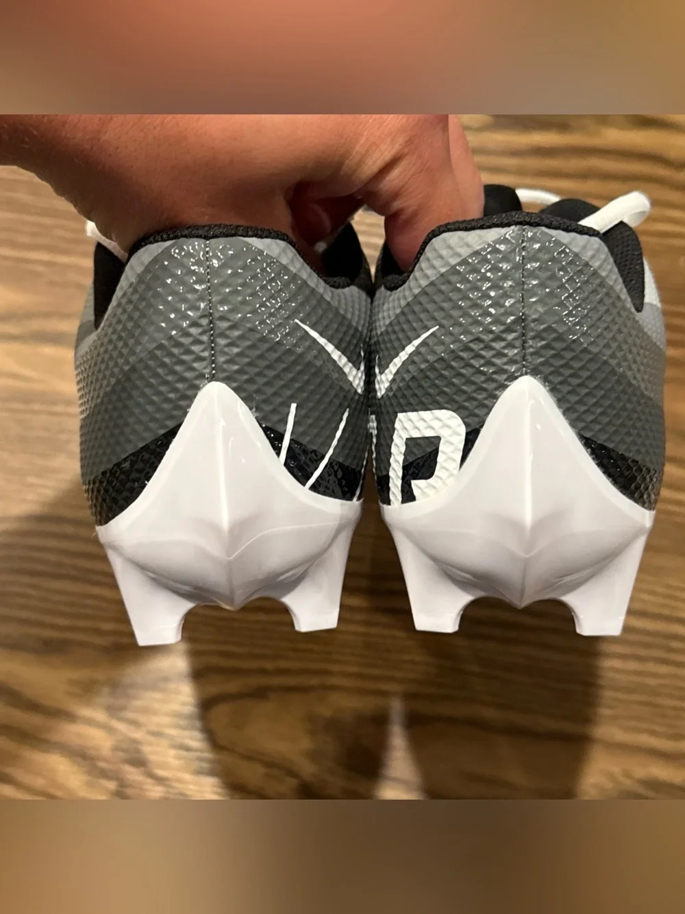 Size 11 Nike Vapor Edge Speed 360 Smoke Black Grey Football Cleats DQ5110-001